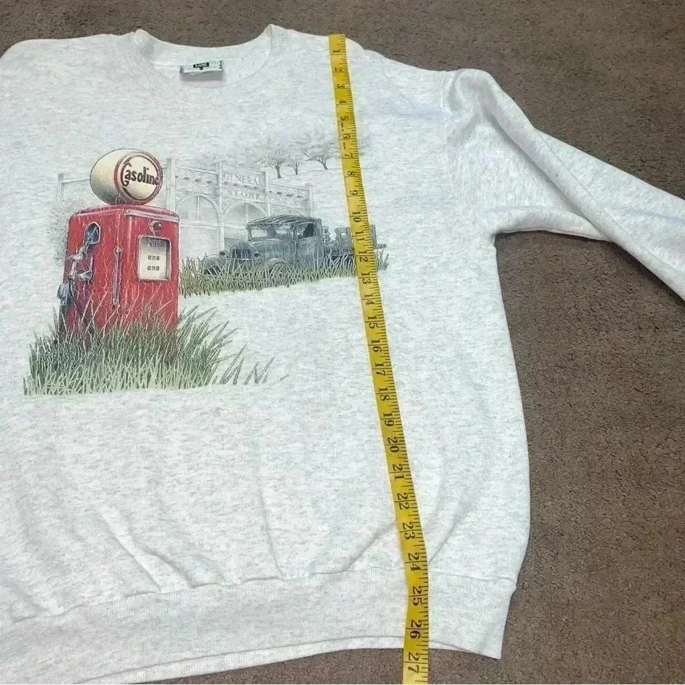 Vintage Lee old truck gasoline pump sweatshirt size Large long sleeve